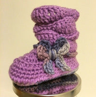 Slouchy baby booties